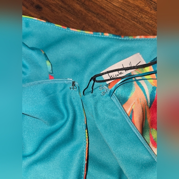 Nicole Miller Tropical One-Shoulder Maxi Dress 4 - Picture 6 of 8